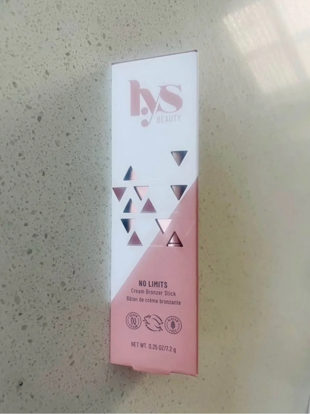 No Limits Cream Bronzer Stick